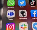 Bild: Christoph Dernbach
Auf einem Level mit Facebook, Twitter und Instagram: Die Audio-App Clubhouse scheint im Konzert der Großen angekommen zu sein.