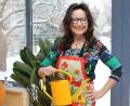 Bild: Evi Wagner
Coach Annette Huber zeigt, wie die tägliche Hausarbeit zum effektiven Workout wird.
