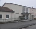 Bild: ak
Schnelles Internet, Infektionsschutz und Leihgeräte: Die Gemeinde Speichersdorf hat die Werner-Porsch-Schule an das Glasfasernetz angeschlossen und mit CO2-Ampeln ausgestattet. Für den Heimunterricht stehen Schülern bei Bedarf Tablets zur Verfügung.