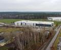 Bild: eg
Im interkommunalen Gewerbegebiet bei Wiesau sollen im Frühjahr die Bauarbeiten beginnen. Die Schott AG errichtet hier auf einer Fläche von rund sieben Hektar ein Logistikzentrum. Und die Ziegler-Group (rechts) erweitert ihr Logistik-Zentrum.