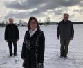 Bild: Michael Ruidisch/exb
Michael Ruidisch, Christine Stretz und Martin Wiesgickl sen. (von links) initiierten das Bürgerbegehren in Fensterbach.