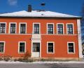 Bild: do
Aus dem alten Schulhaus könnte im Rahmen der Dorferneuerung ein Bürgerhaus mit multifunktionaler Nutzung werden