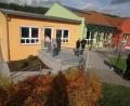 Archivbild: Houschka
Der Kindergarten in Högling hat den Gemeinderat während der letzten Jahre wiederholt beschäftigt. Jetzt beschloss das Gremium, den Antrag auf Genehmigung einer vierten Kindergruppe zu stellen. Da die Einrichtung auch noch eine zweite Gruppe für Krippenkinder braucht, wird das Auswirkungen auf den Platzbedarf haben.