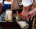 Archivbild: Petra Hartl
Weil etwa der Bierausschank auf Festen fehlt, mussten Brauereien in der Coronakrise teilweise Kurzarbeit anmelden. Und das, obwohl der Bierverkauf im Handel gestiegen ist.