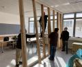 Bild: lhc
Die Zwischenwände verschwinden, und die übergangsweise hier untergebrachte Verwaltung macht wieder Platz für ein Klassenzimmer.