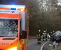Bild: rw
Ein 18-jähriger Autofahrer verletzte sich bei einem Unfall nahe Thumsenreuth leicht.