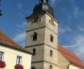 Archivbild: hl
Der Kirchturm der Waldecker Pfarrkirche besteht steht mittlerweile 200 Jahren.