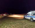 Bild: Bergwacht Amberg/exb
Nach einem Kletterunfall bei Neutras leuchten Einsatzkräfte von Bergwacht und Feuerwehr die Landestelle für den Intensivtransporthubschrauber aus.