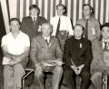 Bild: gz
In den 70er Jahren stärkten den Schützenverein (hinten, von links) Schützenmeister Josef Brenner (1973 bis 1977), Gausportleiter Hans Liegl, ehemals Sportleiter bei den 1884ern, zweiter Schützenmeister Pius Hölzl (Schützenmeister von 1967 bis 1968) und (vorne, von links) Vereinswirt und Vorsitzender der Wiedergründung Karl Bauriedl (1951 bis 1954, 1957 bis 1958), Bürgermeister Ludwig Landgraf, Pfarrer Hugo Wagner, Ehrenschützenmeister Hans Siertl (Vorsitzender von 1961 bis 1967, 1969 bis 1972).