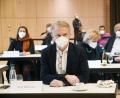 Bild: Gabi Schönberger
Matthias Loew mit Maske. Vor der Stadtratssitzung testete der SPD-Stadtrat 25 Kollegen im Schnellverfahren auf das Coronavirus.