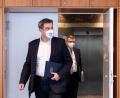 Archivbild: Matthias Balk/dpa
Ministerpräsident Markus Söder hat bekanntgegeben, dass die Grenzregionen zu Tschechien 100 000 Impfdosen zusätzlich bekommen sollen.