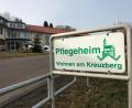 Bild: Gabi Schönberger
Im Pflegeheim "Wohnen am Kreuzberg" in Pleystein sind Personen geimpft worden, die laut Priorisierung noch nicht an der Reihe gewesen wären. Nun meldet sich der Geschäftsführer zu Wort.