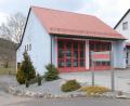 Bild: pop
Der Zahn der Zeit nagte in den vergangenen 40 Jahren gewaltig am Gerätehaus der Feuerwehr Schmidmühlen. Das Ergebnis einer Ortsbegehung: Es besteht dringender Handlungsbedarf.