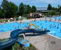 Archivbild: jr
Im Mitterteicher Freibad – hier eine Aufnahme aus dem Sommer 2017 – soll heuer wieder Leben einkehren.