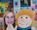 Bild: edo
Englischlehrerin Cheryl Frank und ihr Sprachpartner "Billy" erreichen die Kinder der "Hängematte" aktuell über Videokonferenz.