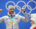 Bild: Michael Kappeler/dpa
Arnd Peiffer jubelt über seinen Olympiasieg in Pyeongchang.