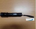 Bild: Bundespolizei 
Einen als Taschenlampe getarnten Elektroschocker (Bild) und einen Schlagstock stellten die Beamten der Bundespolizei bei einem 49-Jährigen sicher.