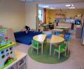Bild: dob
Ab sofort können Kinder vom dritten Lebensjahr an für die Schulvorbereitende Einrichtung (SVE) angemeldet werden. Eine SVE besuchen Kinder, bei denen der Förderbedarf innerhalb der Wahrnehmung, der Motorik, ihrem Sozialverhalten und der Sprache höher ist und somit vom Leben und Lernen in einer kleineren Gruppe profitieren.