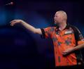 Bild: Bradley Collyer/dpa
Raymond van Barneveld ist zurück auf der PDC-Tour. Deswegen bedarf es noch einiger Terminabsprachen für das geplante Darts-Event in Weiden.