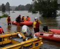 Bild: Dean Lewins/dpa
Tagelanger Starkregen hat im Osten Australiens die schlimmsten Überschwemmungen seit Jahrzehnten ausgelöst und den Rettungskräften bei zahlreichen Einsätzen viel abverlangt.
