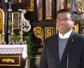 Bild: is
Pater Antony an seinem Lieblingsort in Pressath - die katholische Kirche am Stadtberg.