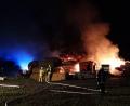 Bild: Thorsten Meiler/exb
Etwa 70 Feuerwehrleute waren beim Brand in der Nähe von Gumpen im Einsatz.