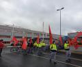 Bild: IB Metall/exb
Warnstreik am Freitagmorgen bei der Hamm AG in Tirschenreuth. "Die Beschäftigten werden sich nicht mit einer Nullrunde abspeisen lassen", schreibt die IG Metall.