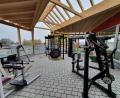 Bild: Wolfgang Hertlein/exb
Den Außenbereich des "Fitnesstreff" in Erbendorf darf Wolfgang Hertlein öffnen.