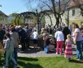 Archivbild: jr
Bei schönem Wetter war beim traditionellen Oierhiartn stets viel los rund um den Stiftländer Heimatbrunnen. Für viele Mitterteicher gehört der Besuch der Veranstaltung zum Osterwochenende fest dazu. Wegen der Corona-Pandemie muss das bunte Treiben schon zum zweiten Mal ausfallen. Das Foto entstand am Ostersonntag im Jahr 2019.