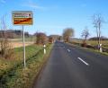 Bild: lnz
Einen Fußweg wünscht sich Matthias Gradl (WG Zukunft) in der Verlängerung der Großbüchlberger Straße vom Mitterteicher Ortsende aus bis zur Abzweigung der Flurbereinigungsstraße nach Pechofen. Denn auf diesem Abschnitt seien häufig Fußgänger auf der Fahrbahn unterwegs.