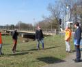 Bild: sei
Von den Fachleuten vom Staatlichen Bauamt Amberg-Sulzbach wollten Abgeordneter Stephan Oetzinger und Bürgermeister Richard Kammerer erfahren, wie und wann es mit dem Brückenbau weitergeht. Von links: Hannes Neudam, Alexander Deeg, Kammerer, Felix Steghöfer und Oetzinger.