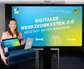 Bild: Bayerisches Staatsministerium für Digitales/exb
Das Projekt „Digitaler Werkzeugkasten 2.0“ startet auch im Landkreis Neustadt/WN.