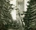 Archivbild: Josef Wiche/exb
1921, also vor 100 Jahren, stürzte dieser Holzturm auf dem Ochsenkopfgipfel ein.
