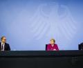 Archivbild: Markus Schreiber
Bundeskanzlerin Angela Merkel (M, CDU), Markus Söder (r, CSU), Ministerpräsident von Bayern, und Michael Müller (SPD), Regierender Bürgermeister von Berlin.