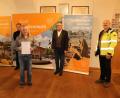 Bild: Stadt Tirschenreuth/exb
Gratulierten Thomas Schüßler (Dritter von links) zum Dienstjubiläum: Stadtwerkeleiter Thomas Kraus, Leiter der Hauptverwaltung Markus Bergauer, Bürgermeister Franz Stahl und Personalratsvertreter Karl Schwägerl (von links).