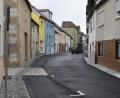 Bild: Karl Schwemmer
Die Bachgasse aus der Sicht der Zufahrt vom Behälterweiher her.