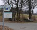 Bild: ws
Eingeklinkte Zusatzschilder sollen, wie hier bei Bärnau, auch auf die neue Route hinweisen.