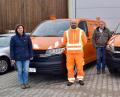 Bild: wku
Bei der Fahrzeugübergabe (von links): Stellvertretende Bürgermeisterin Doris Lehnerer, Stefan Vogl, Bürgermeister Bernhard Köller, Michael Barth und Thomas Kogelbauer.