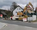 Bild: Portner
Fast nichts mehr zu sehen: Das Haus in der Schönseer Straße 8 in Oberviechtach ist abgetragen. Anschließend folgen die beiden Stadel gegenüber sowie das ehemalige AOK-Haus.