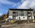 Bild: Eichl
Der Neubau des Mehrfamilienwohnhauses in der Birkenstraße 9 ist einer der großen Posten des Vermögenshaushaltes 2021. Die sechs Wohnungen sind inzwischen alle vermietet und werden von Juni an bezogen.