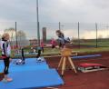 Bild: Julia Ritter
Die Turnerinnen und Turner der TG Tirschenreuth haben ihren Spaß beim Training im Freien.