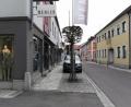 Bild: Portner
Die Bahnhofstraße in Oberviechtach ist im Lockdown oft menschenleer. Schnelltest-Angebote sollen wieder Kunden in die Läden bringen.