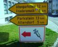 Bild: bjp
Hier geht's lang: Den Weg zum Pressather Impfzentrum kann dank anschaulicher Hinweisschilder niemand verfehlen.