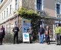 Bild: Gerhard Götz
Kunst lebt von der öffentlichen Wahrnehmung. Dafür werben Elke Horsch Vorstandsmitglied im Förderverein Oberpfälzer Künstlerhaus, Landrat Thomas Ebeling, die Austauschkünstler Reinhard Roy und István Haász sowie dritte Bürgermeisterin Marion Juniec-Möller und Künstlerhaus-Leiterin Christina Lanzl (von links).