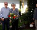 Bild: zer
Bürgermeister Dietmar Schaller.(rechts) gratuliert Elisabeth und Werner Spickenreuther.