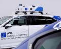 Bild: AVL Software and Functions GmbH
Mit einer digitalen Box am Dach eines Versuchsfahrzeugs sammelt AVL Daten von Situationen aus dem realen Straßenverkehr. Diese Referenzdatensätze bietet AVL der Industrie für die Entwicklung an.