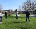 Bild: szl
Karina Jobst und Christian Ott von der Initiative Mittelalterspielplatz stellten gemeinsam mit Bauleiter Achim Troppmann und Vorsitzenden Alfred Wolf (von links) die Pläne für den Themenspielplatz vor. Vorbild für den Spielbereich ist der Geschichtspark.