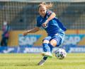 Bild: Uwe Gruen/Kraichgaufoto
Michaela Specht ist zurück auf dem Fußballplatz. Die Innenverteidigerin der TSG Hoffenheim (Szene aus dem Heimspiel gegen die SGS Essen) zählt nach einem Bruch des Schienbeinplateaus wieder zur Stammelf des Tabellendritten der Frauen-Bundesliga.