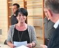 Bild: gf
Claudia Kammerl wird mit zehn zu fünf Stimmen zur Dritten Bürgermeisterin gewählt und vom Ersten Bürgermeister Hermann Böhm vereidigt.