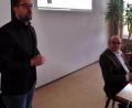 Bild: br
Mit den 39-jährigen Markus Seufert (links) aus Menzlas hat die Gemeinde Schlammersdorf erstmals einen Familienbeauftragten. Für Bürgermeister Johannes Schmid (rechts) sei es wichtig, dass die Zahnräder Jugend und Familie ineinandergreifen.